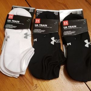Under Armour  no show Medium unisex